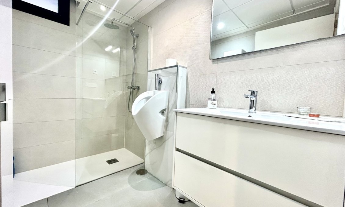 Wiederverkauf - Villa -
Los Balcones - Costa Blanca