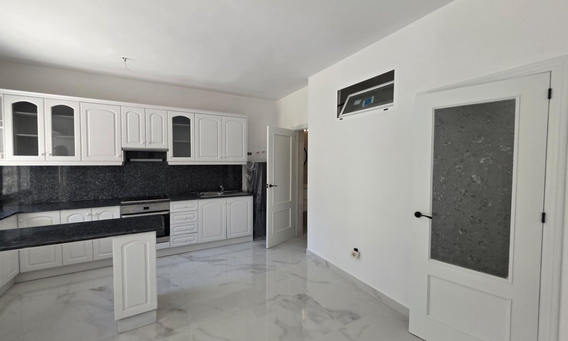 Wiederverkauf - Duplex -
Torrevieja - Torretas