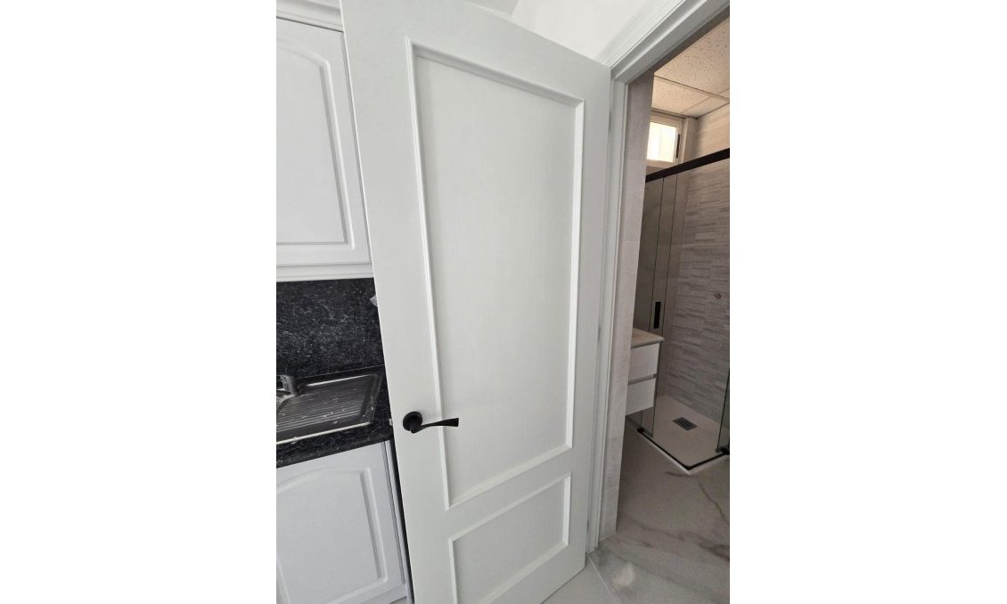 Wiederverkauf - Duplex -
Torrevieja - Torretas