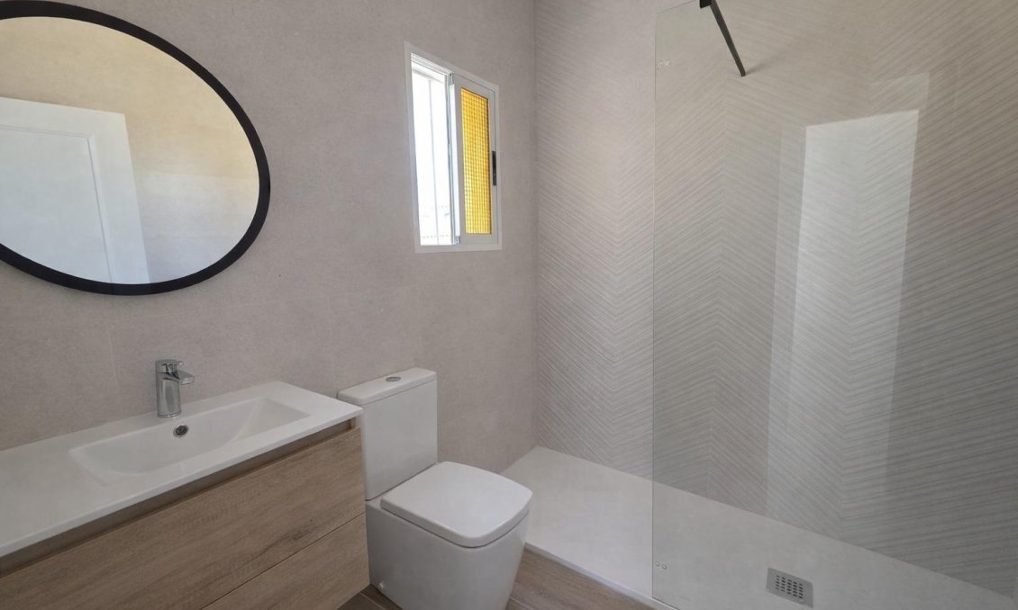 Wiederverkauf - Duplex -
Torrevieja - Torretas