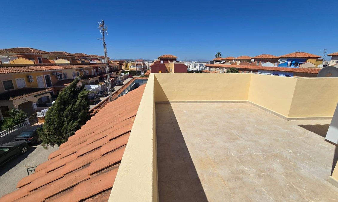 Wiederverkauf - Duplex -
Torrevieja - Torretas