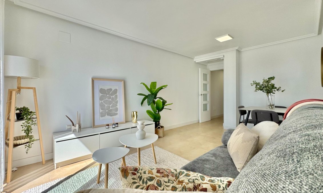 Segunda mano - Apartamento -
Torrevieja - PARQUE DE LAS NACIONES