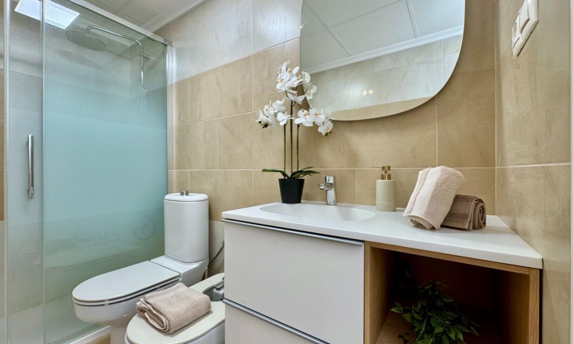 Segunda mano - Apartamento -
Torrevieja - PARQUE DE LAS NACIONES