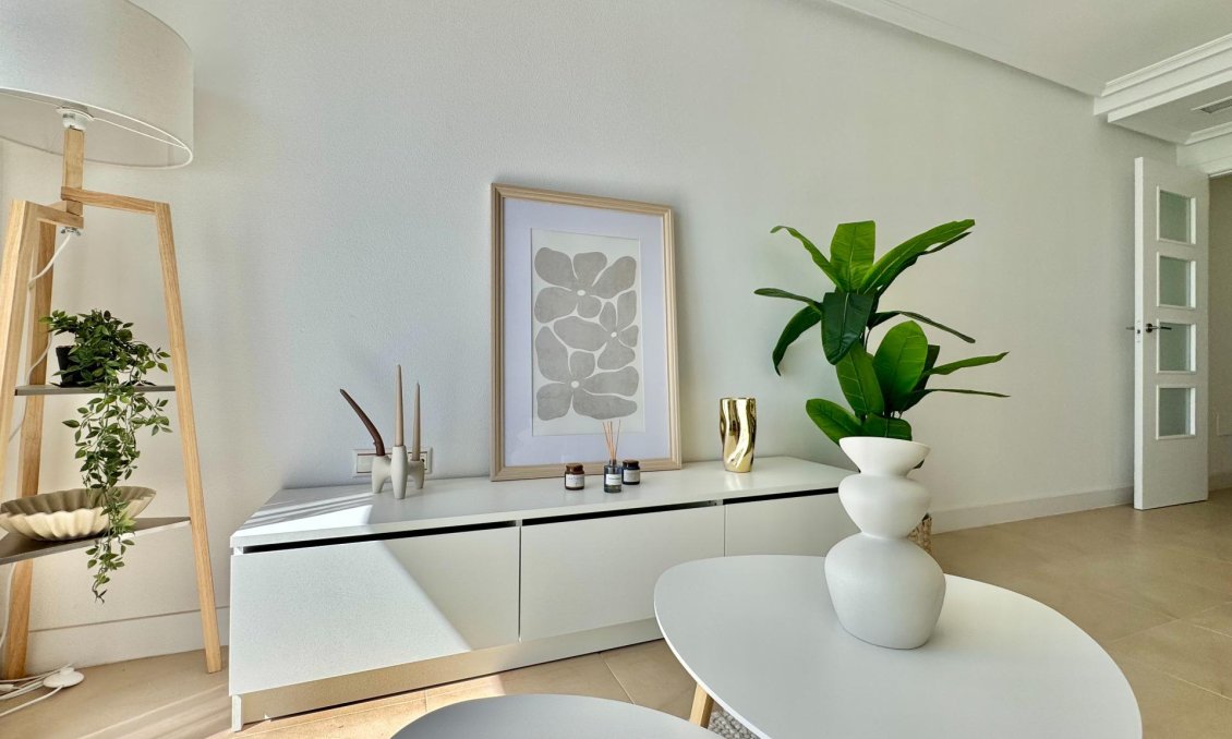 Segunda mano - Apartamento -
Torrevieja - PARQUE DE LAS NACIONES