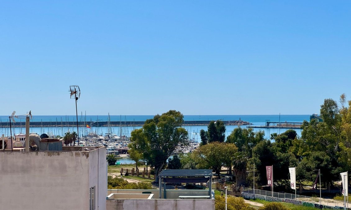 Segunda mano - Apartamento -
Torrevieja - PARQUE DE LAS NACIONES