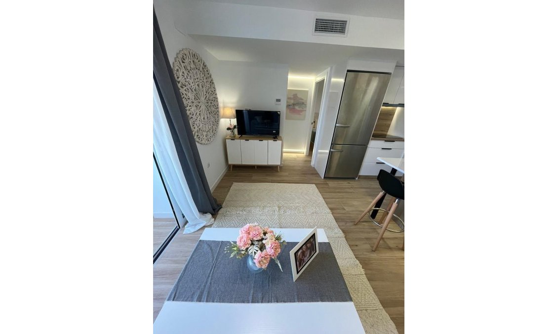 Segunda mano - Apartamento -
Torrevieja - Punta Prima