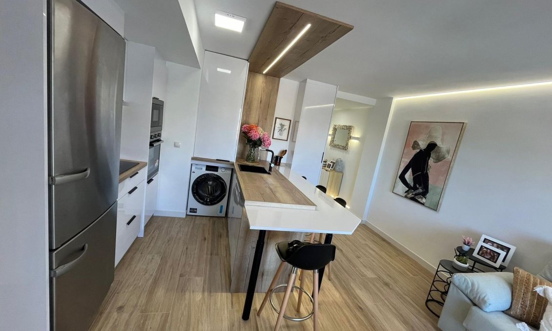 Segunda mano - Apartamento -
Torrevieja - Punta Prima