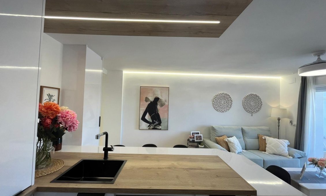 Segunda mano - Apartamento -
Torrevieja - Punta Prima