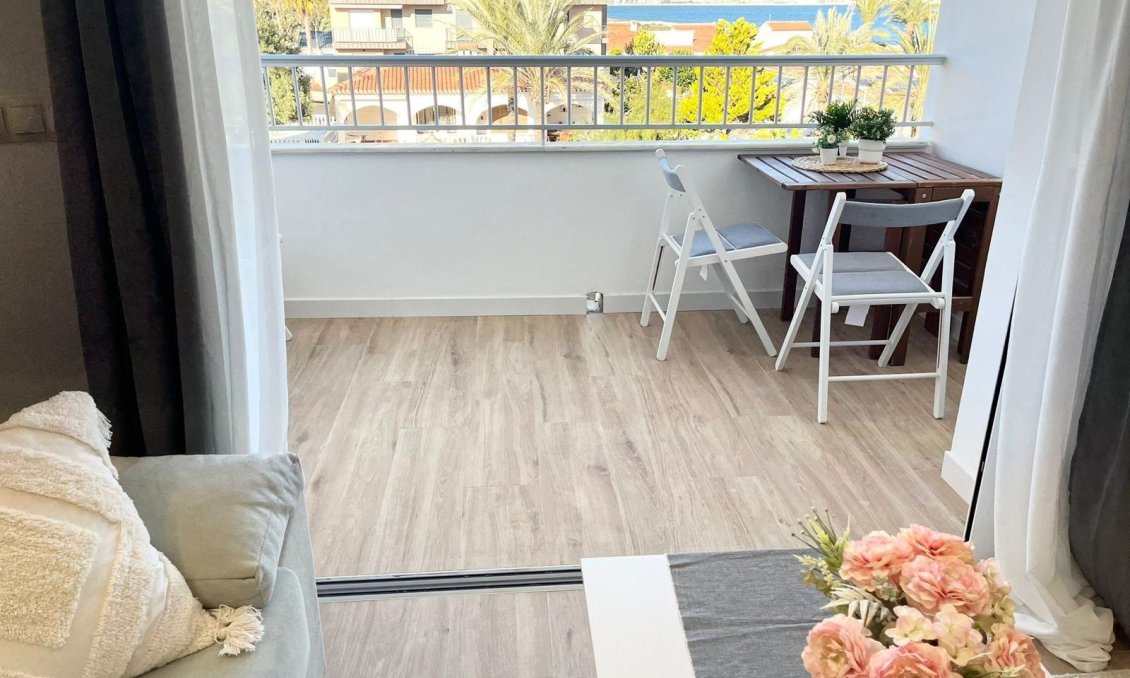 Segunda mano - Apartamento -
Torrevieja - Punta Prima