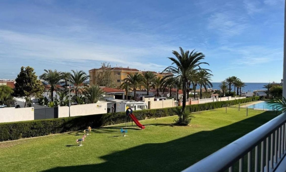 Segunda mano - Apartamento -
Torrevieja - Punta Prima