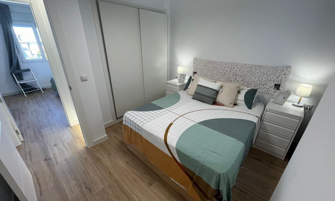 Segunda mano - Apartamento -
Torrevieja - Punta Prima