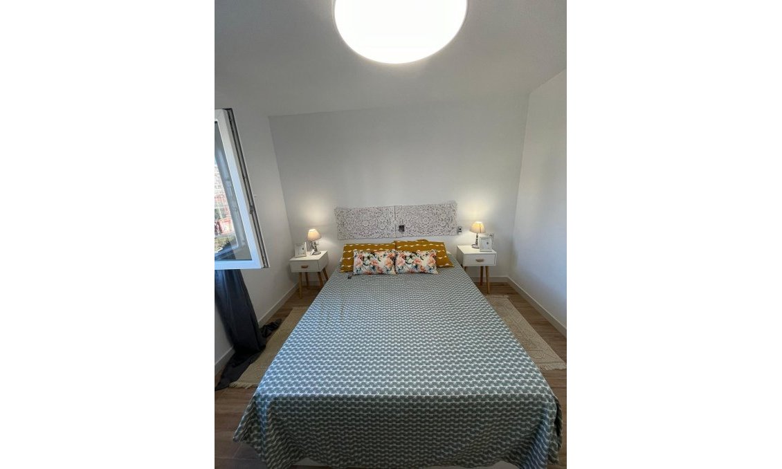 Segunda mano - Apartamento -
Torrevieja - Punta Prima