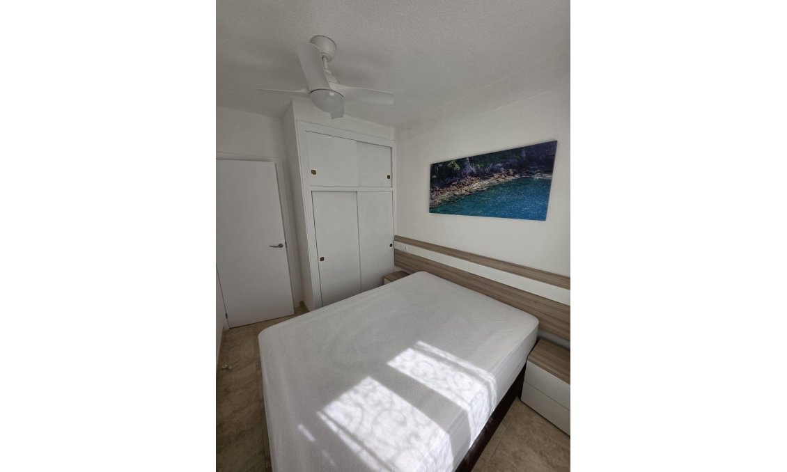 Wiederverkauf - Wohnung -
Torrevieja - La Mata Pueblo