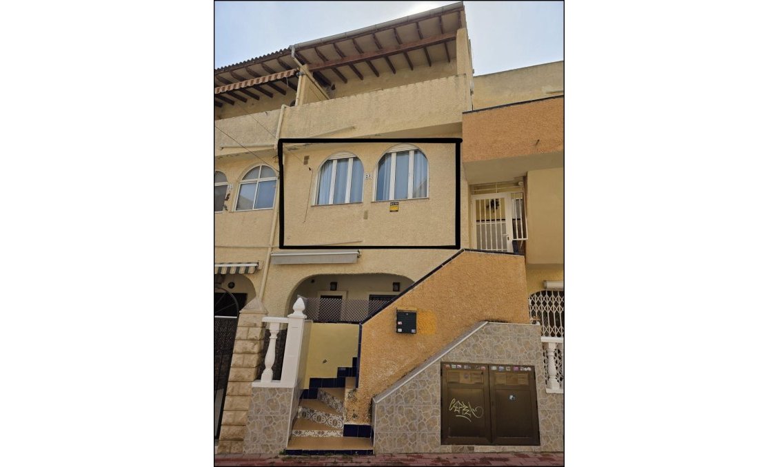 Wiederverkauf - Wohnung -
Torrevieja - La Mata Pueblo