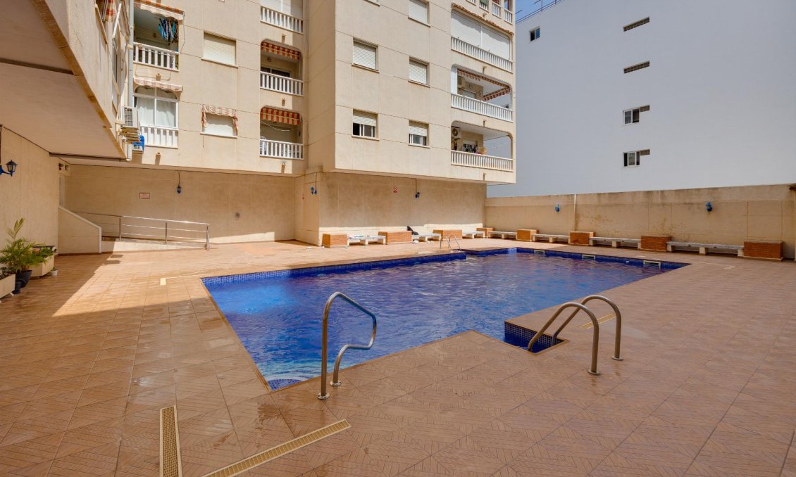 Wiederverkauf - Wohnung -
Torrevieja - Costa Blanca