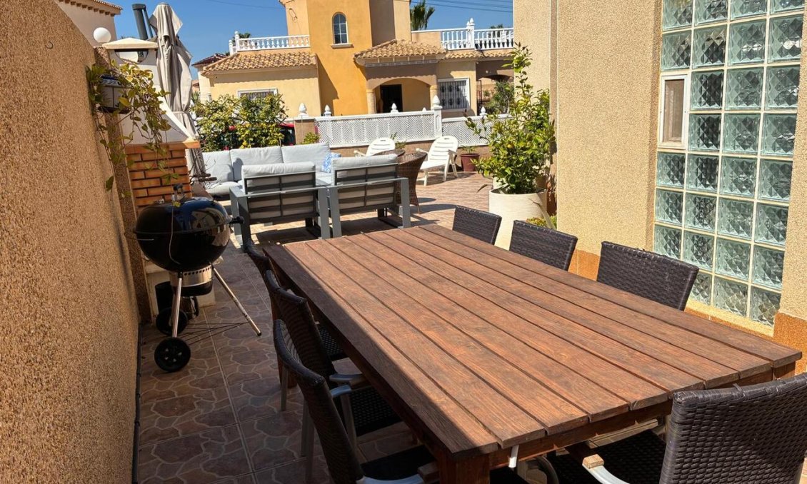 Wiederverkauf - Quad Villa -
Las Filipinas - Costa Blanca