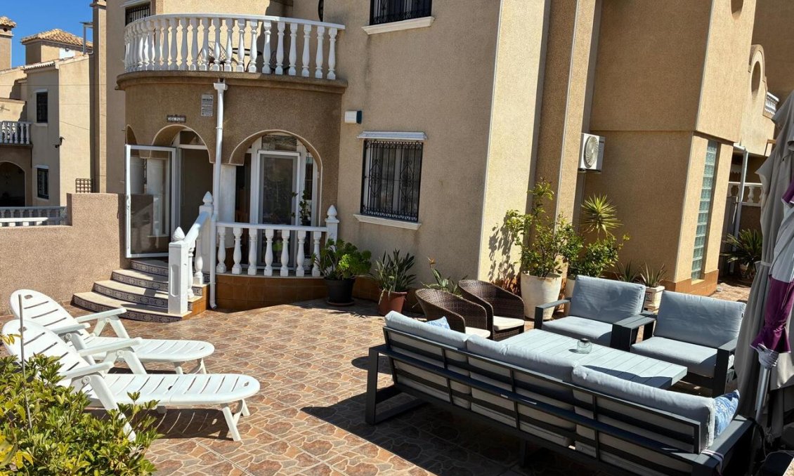 Wiederverkauf - Quad Villa -
Las Filipinas - Costa Blanca