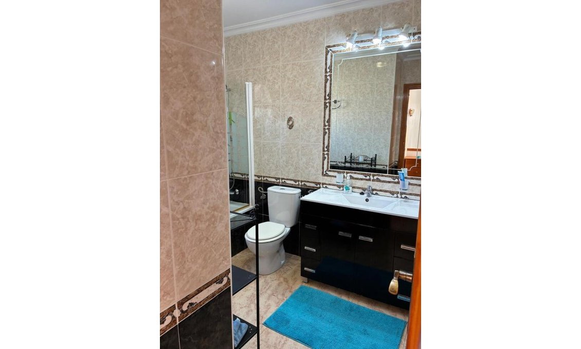 Wiederverkauf - Quad Villa -
Las Filipinas - Costa Blanca