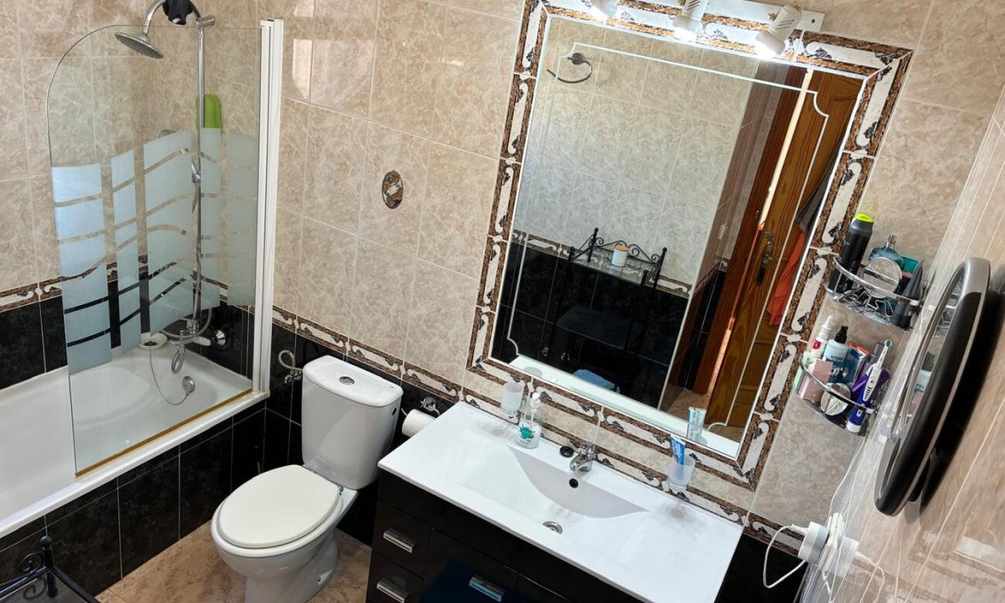 Wiederverkauf - Quad Villa -
Las Filipinas - Costa Blanca