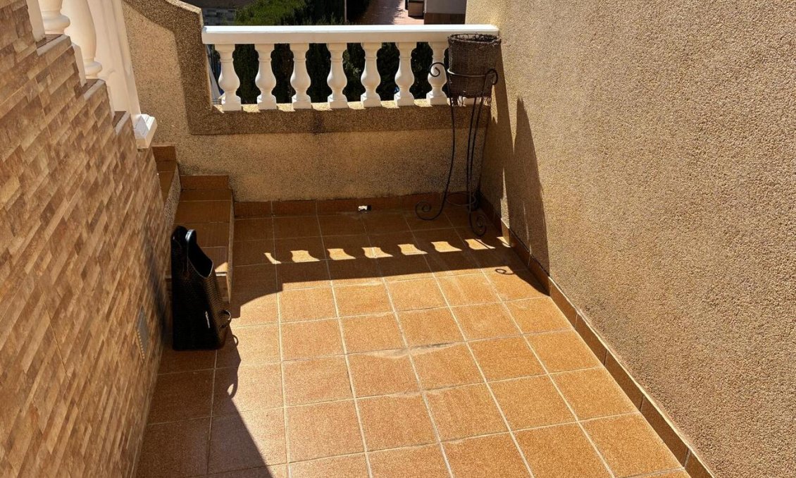 Wiederverkauf - Quad Villa -
Las Filipinas - Costa Blanca