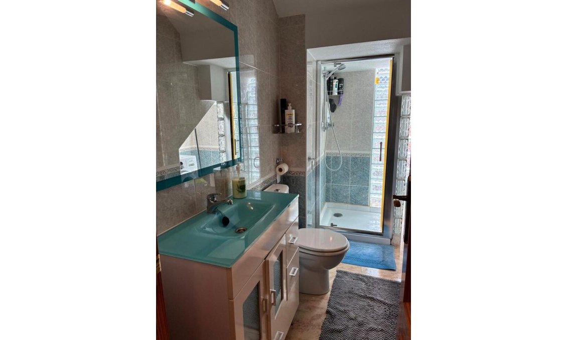 Wiederverkauf - Quad Villa -
Las Filipinas - Costa Blanca