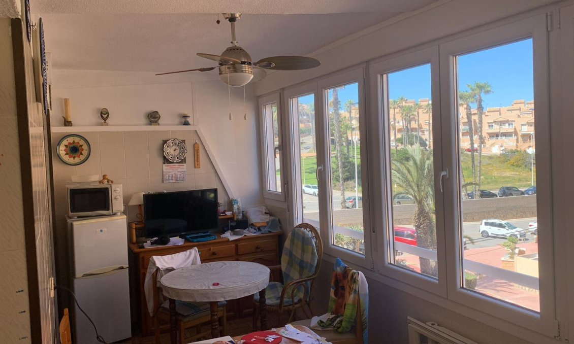 Wiederverkauf - Wohnung -
Torrevieja - Cabo Cervera