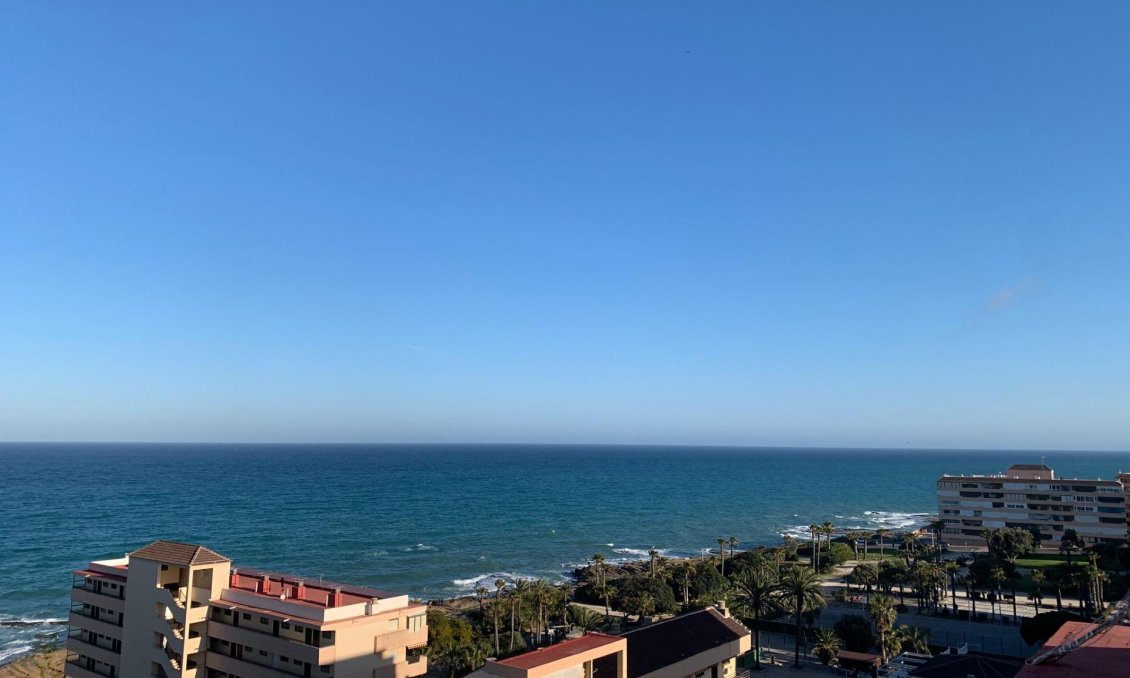 Wiederverkauf - Wohnung -
Torrevieja - Cabo Cervera