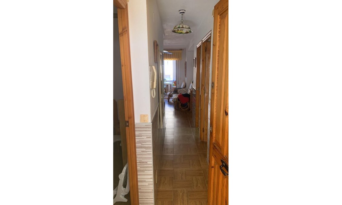 Wiederverkauf - Wohnung -
Torrevieja - Cabo Cervera