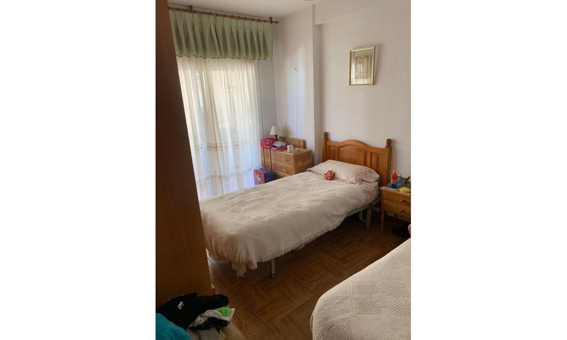 Wiederverkauf - Wohnung -
Torrevieja - Cabo Cervera
