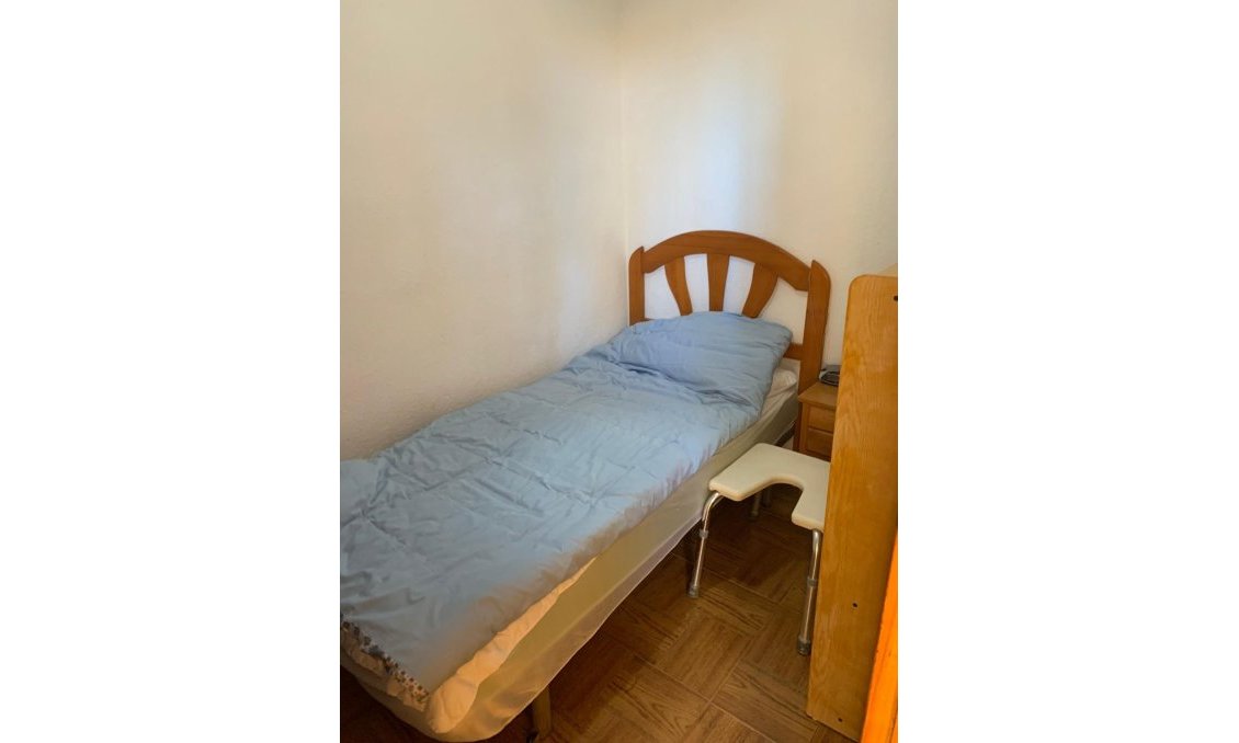 Wiederverkauf - Wohnung -
Torrevieja - Cabo Cervera