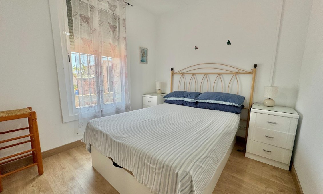 Használt Ingatlanok - Villa -
Dolores - Comunidad Valenciana