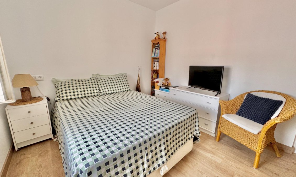 Használt Ingatlanok - Villa -
Dolores - Comunidad Valenciana