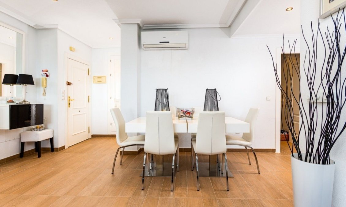 Wiederverkauf - Penthouse -
Lomas De Campoamor - Inland