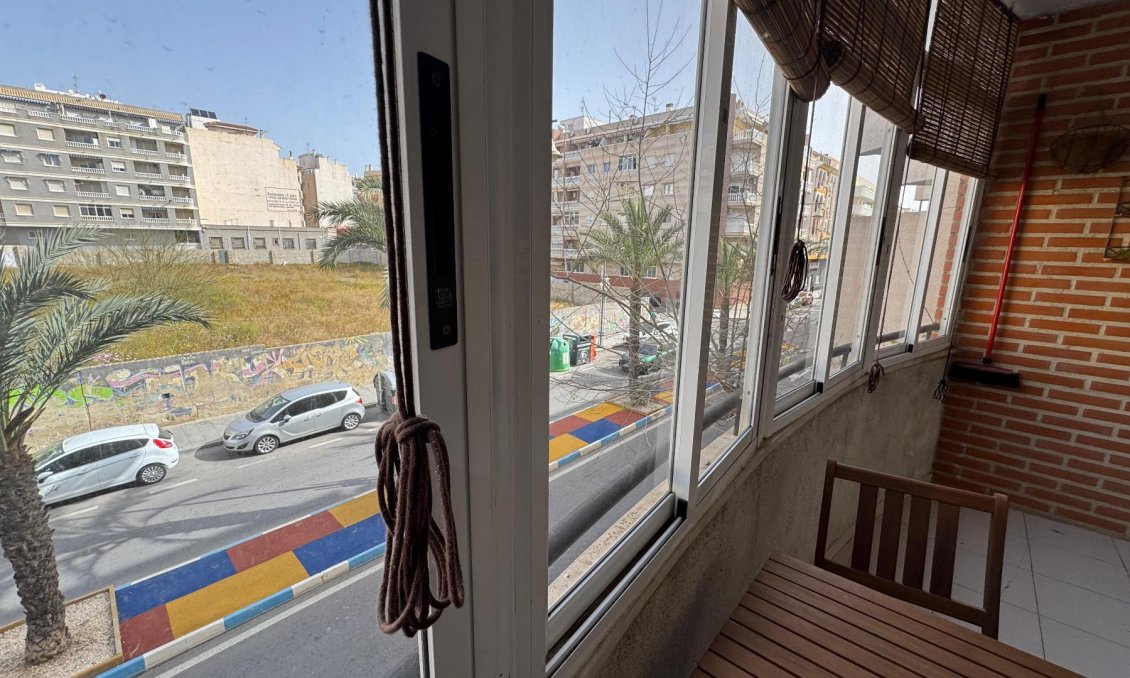 Wiederverkauf - Wohnung -
Torrevieja - Costa Blanca