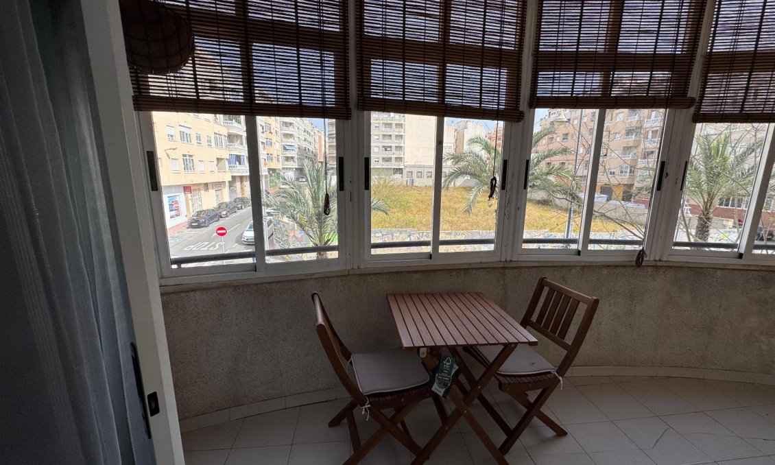 Wiederverkauf - Wohnung -
Torrevieja - Costa Blanca