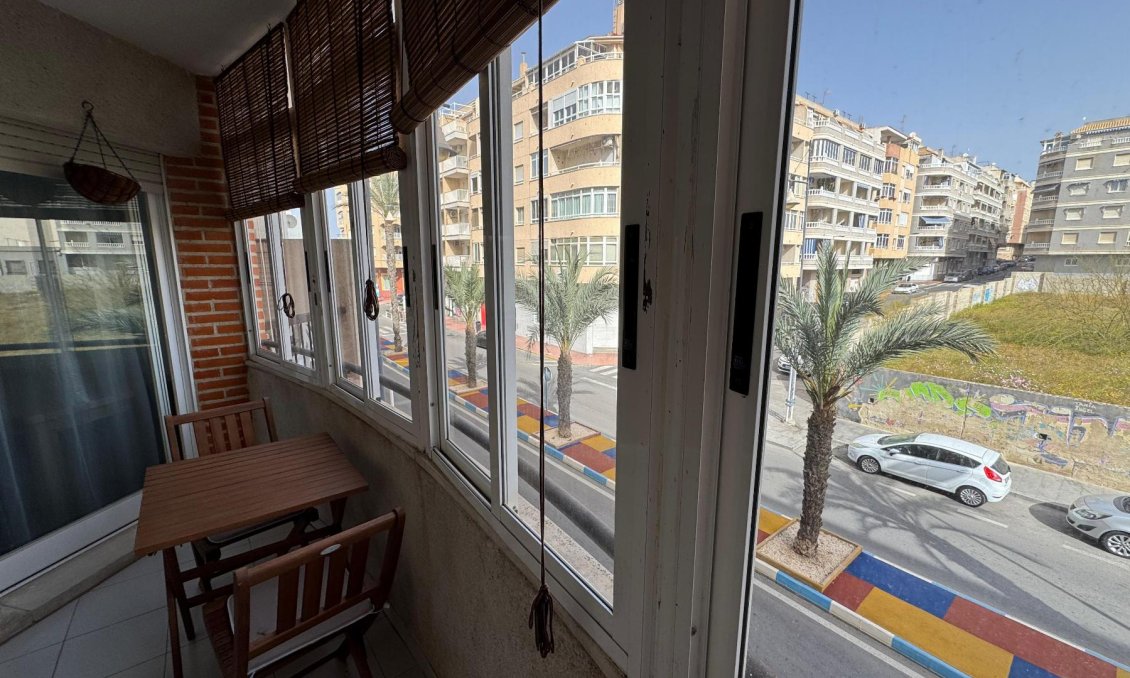 Wiederverkauf - Wohnung -
Torrevieja - Costa Blanca