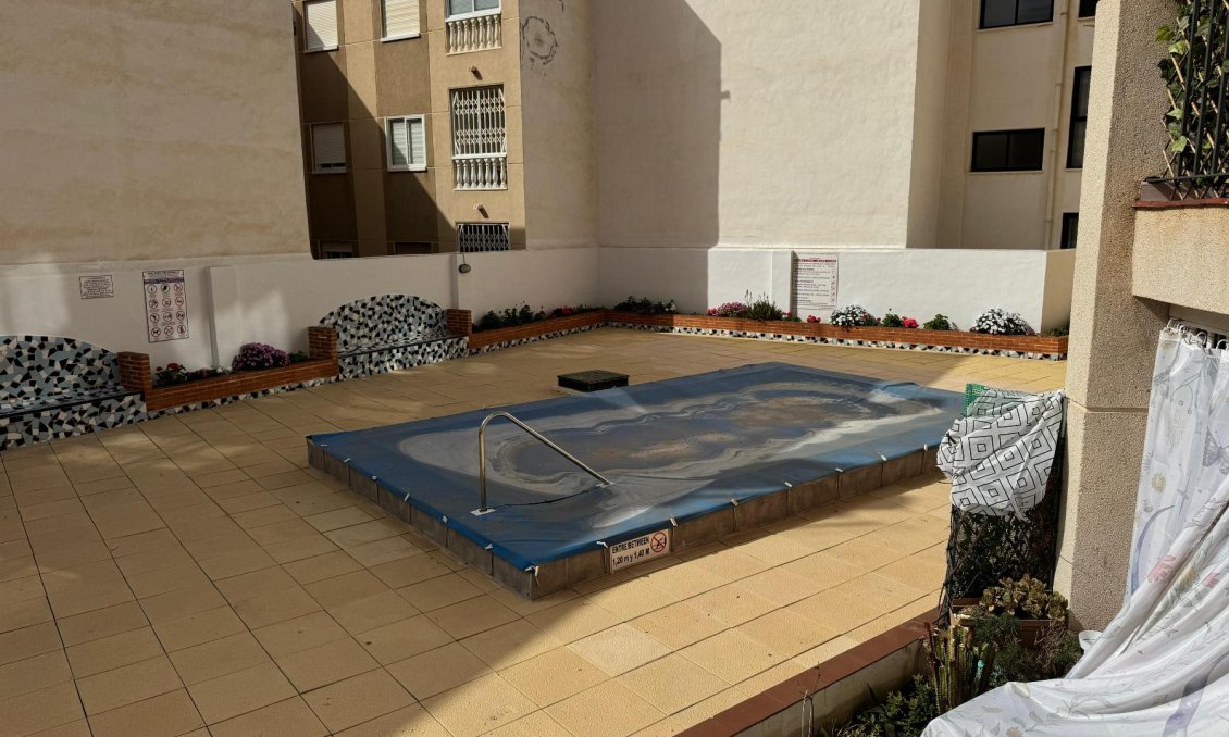 Wiederverkauf - Wohnung -
Torrevieja - Costa Blanca