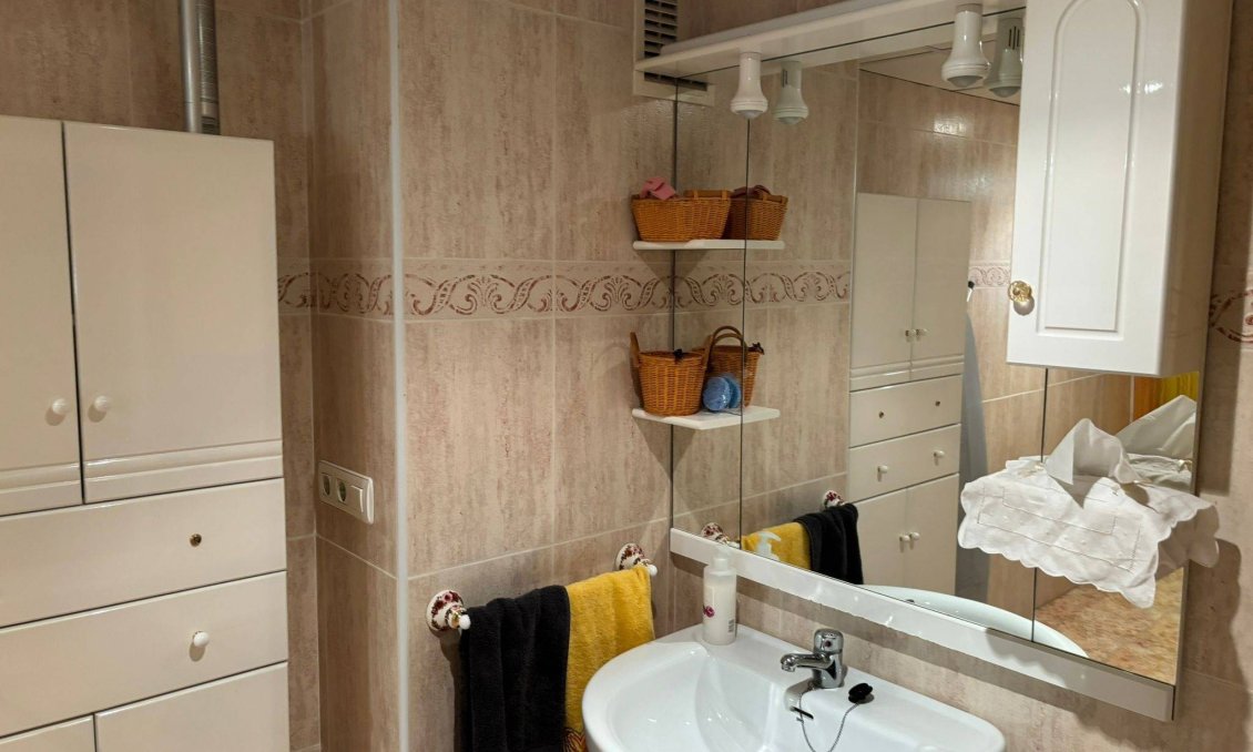 Wiederverkauf - Wohnung -
Lo Pagan - La Puntica