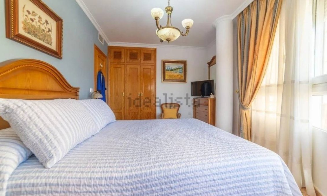 Wiederverkauf - Wohnung -
Lo Pagan - La Puntica