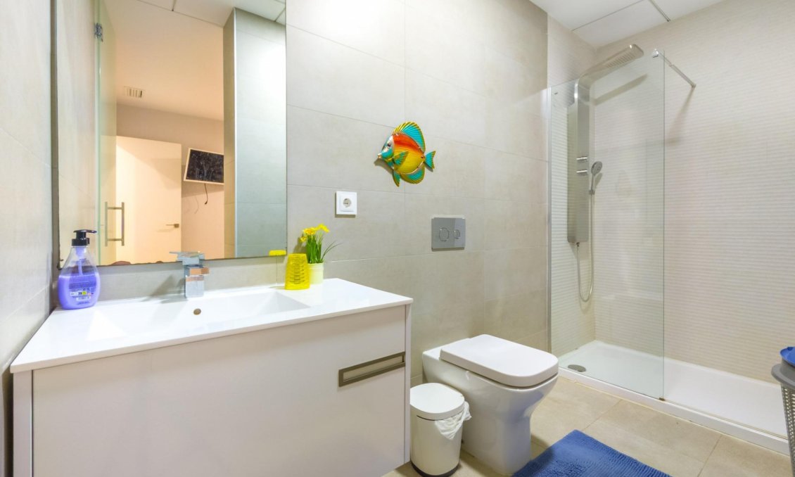 Wiederverkauf - Wohnung -
Torrevieja - Estacion De Autobuses