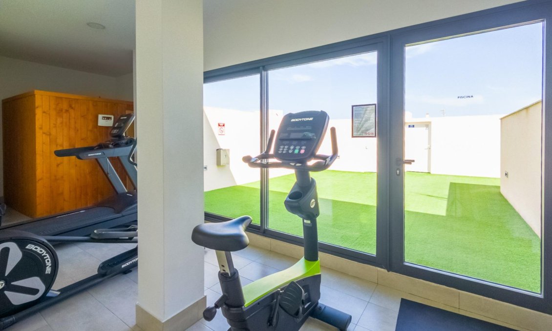 Wiederverkauf - Wohnung -
Torrevieja - Estacion De Autobuses