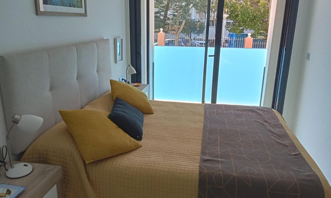 Wiederverkauf - Wohnung -
Torrevieja - Estacion De Autobuses