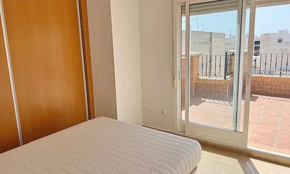 Wiederverkauf - Wohnung -
Guardamar del Segura - Pueblo