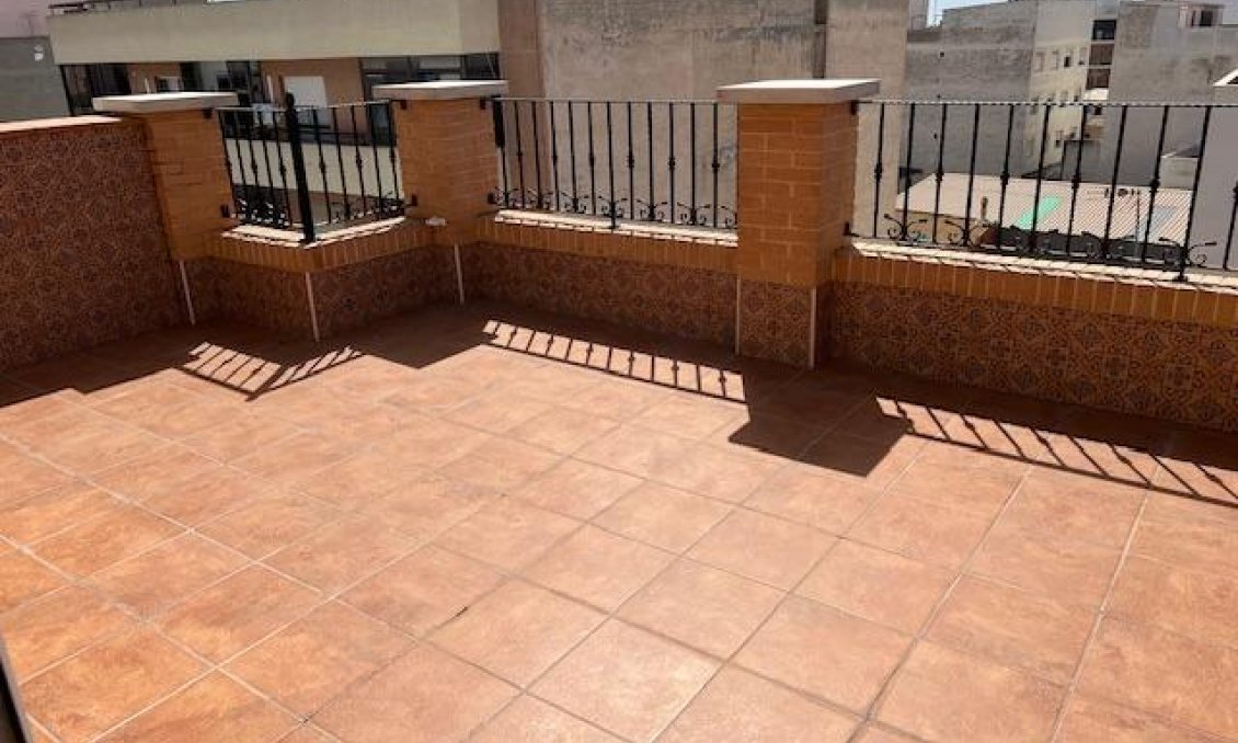 Wiederverkauf - Wohnung -
Guardamar del Segura - Pueblo