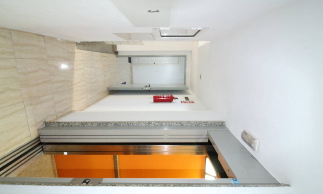 Segunda mano - Apartamento -
Torrevieja - Centro