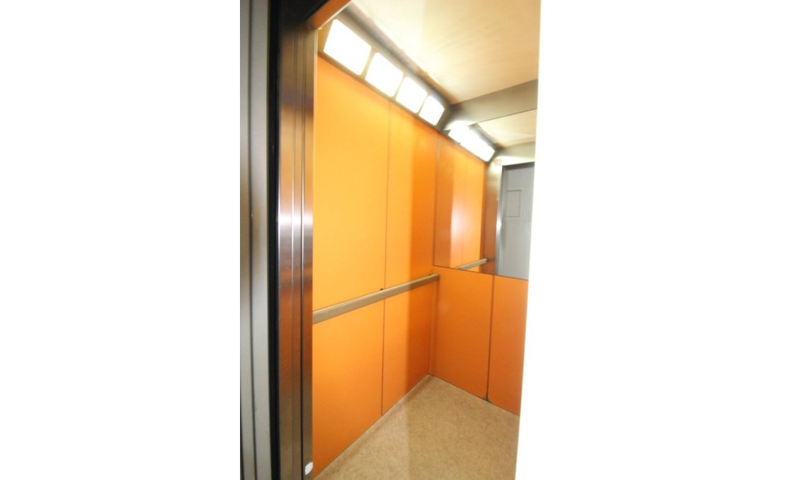 Segunda mano - Apartamento -
Torrevieja - Centro