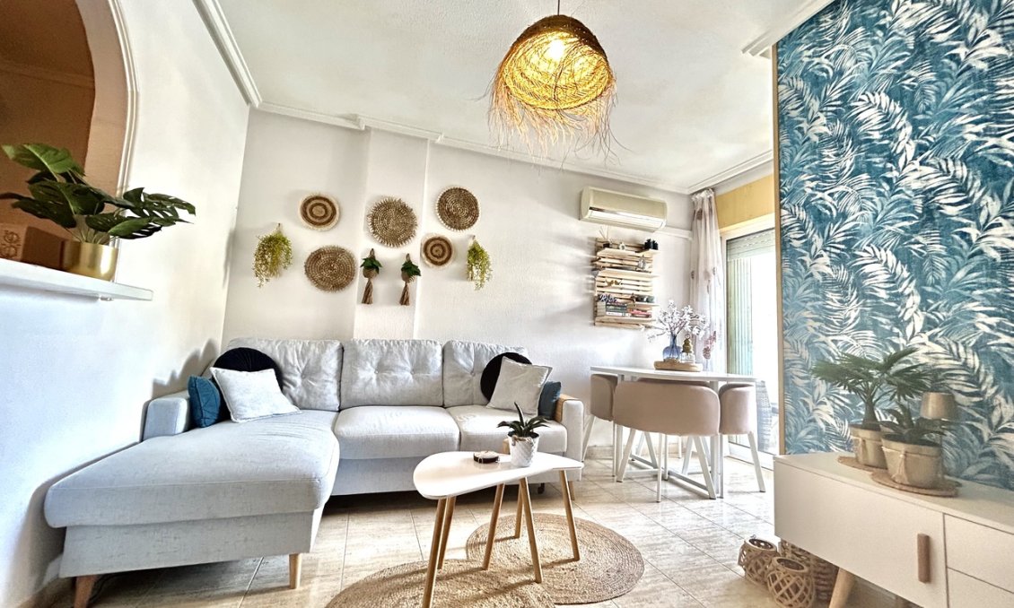 Wiederverkauf - Wohnung -
Torrevieja - Costa Blanca