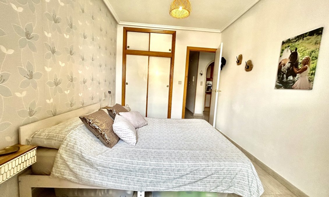 Wiederverkauf - Wohnung -
Torrevieja - Costa Blanca