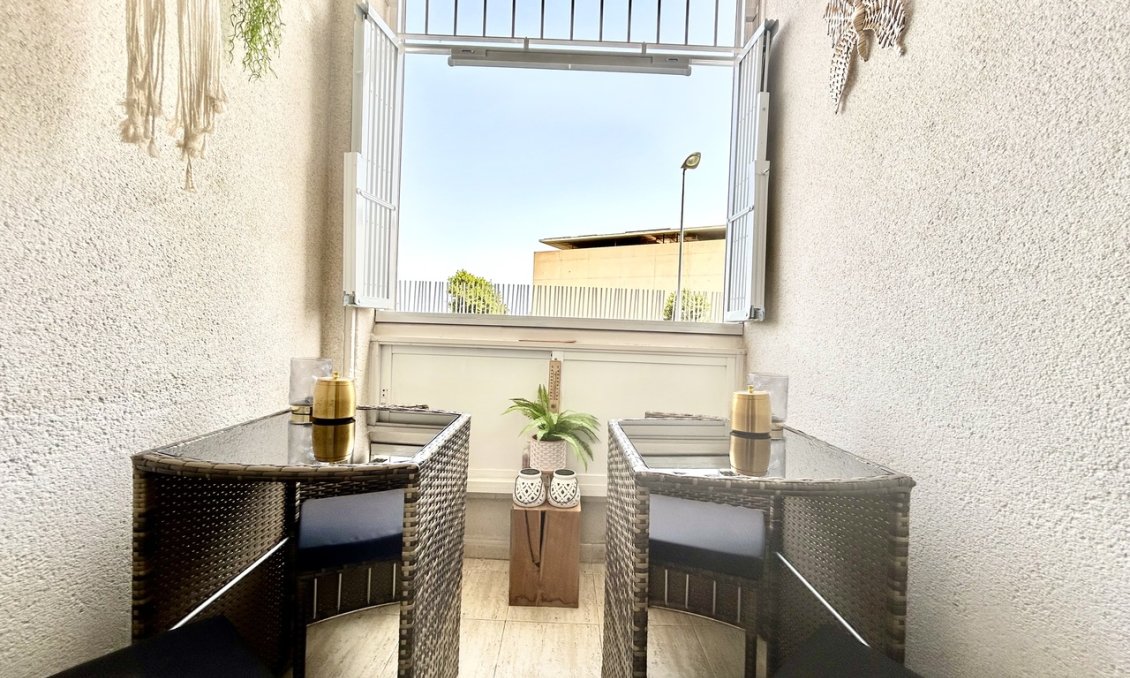 Wiederverkauf - Wohnung -
Torrevieja - Costa Blanca