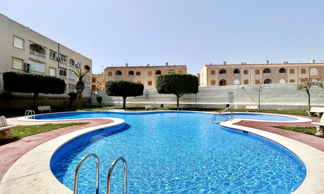 Wiederverkauf - Wohnung -
Torrevieja - Costa Blanca